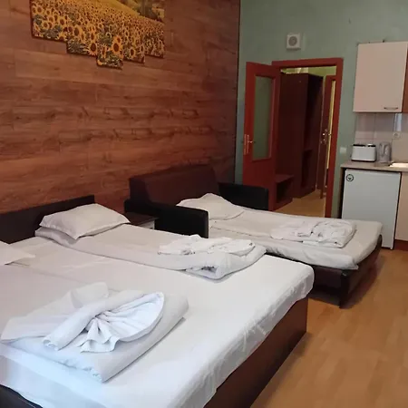 B&k In Flora Aparthotel *